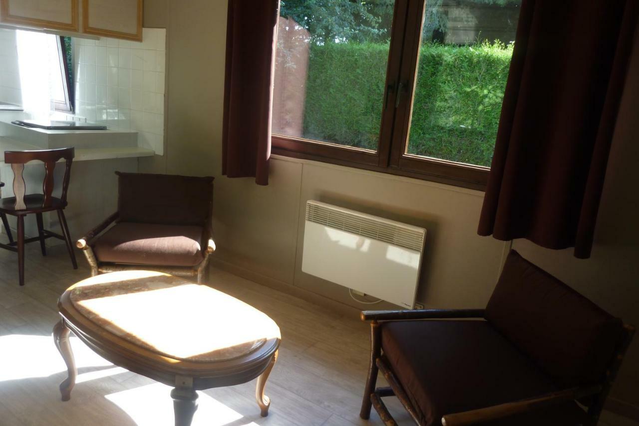 Villa Relais Du Saussay à Pertheville-Ners Extérieur photo