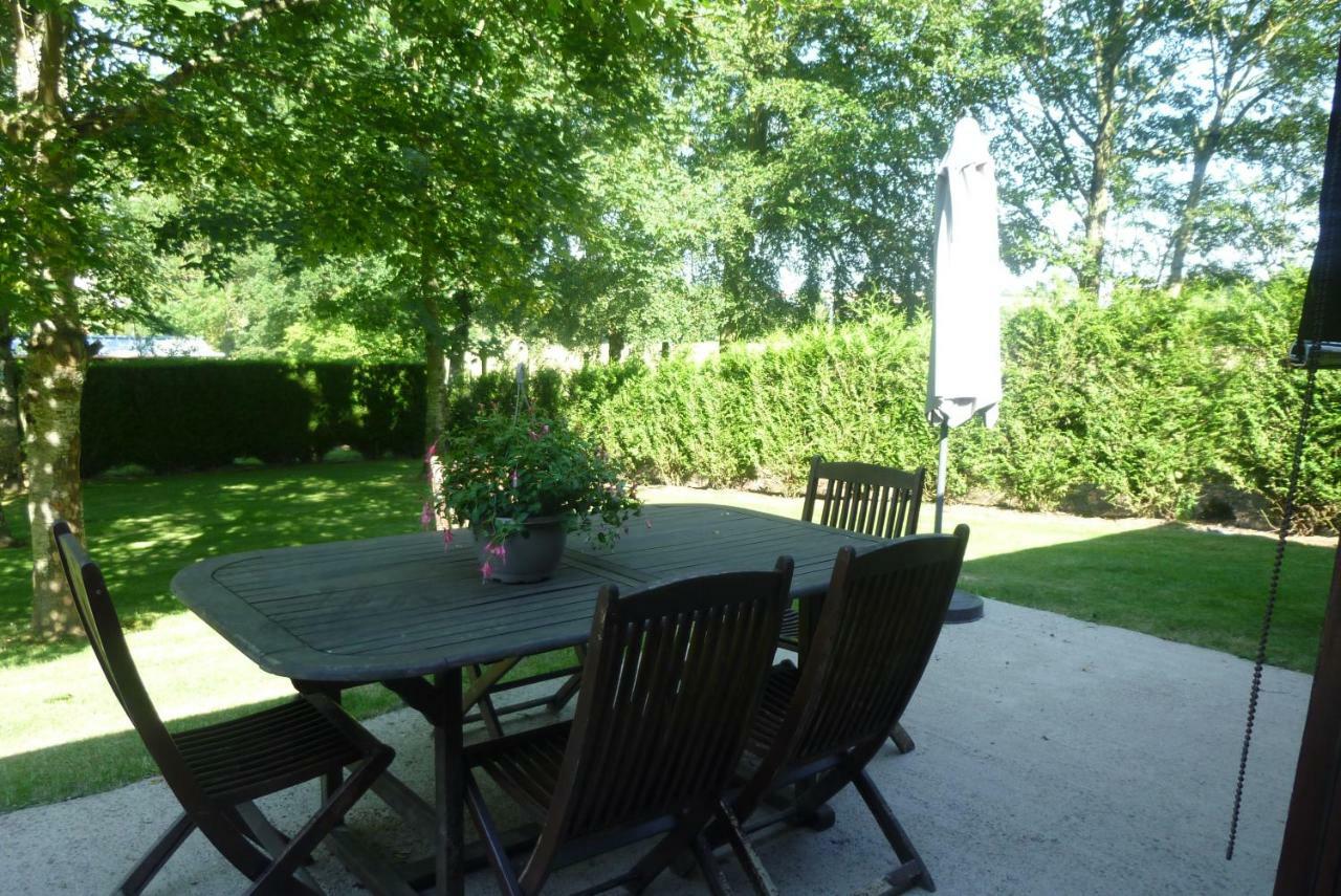 Villa Relais Du Saussay à Pertheville-Ners Extérieur photo